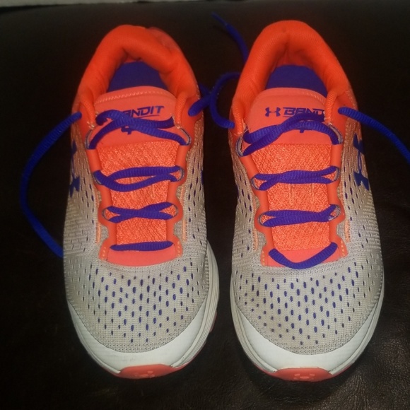 UNDERARMOUR Other - BOYS UNDERARMOUR BRANDIT 4 SZ.4.5Y